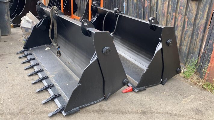 Curatarea unei cupe la buldoexcavator