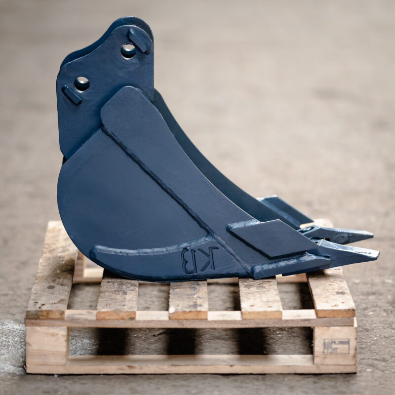 Curatarea unei cupe la buldoexcavator