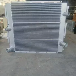 Radiator rezervor de apă incarcator frontal Komatsu WA320