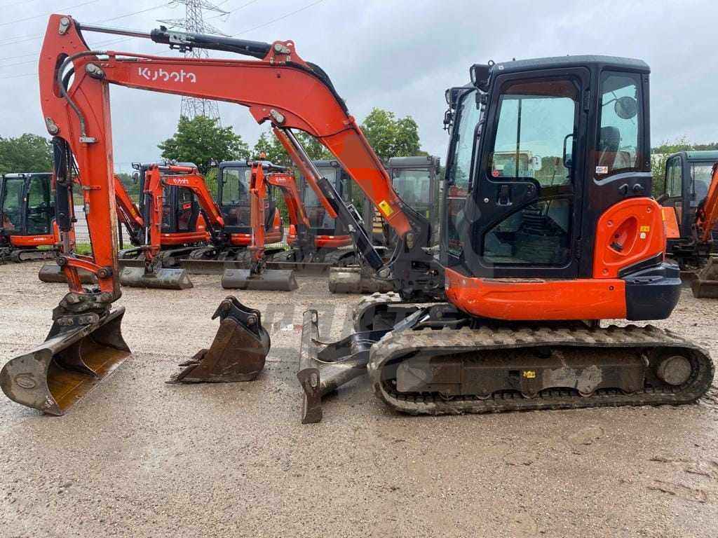 Excavator Kubota KX057-4