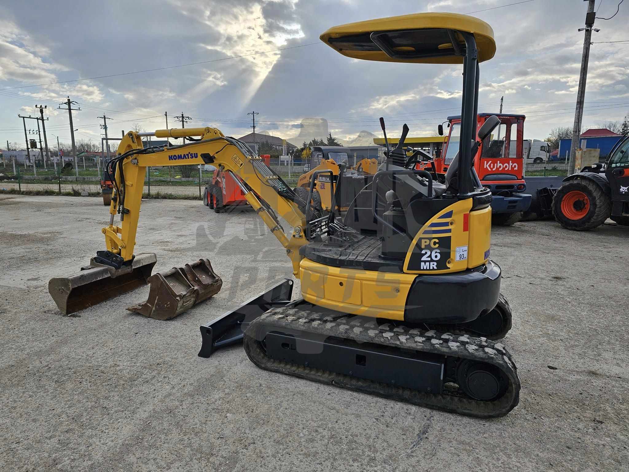 Miniexcavator Komatsu PC26-MR