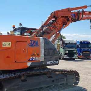 Excavator pe senile HITACHI ZX225-3