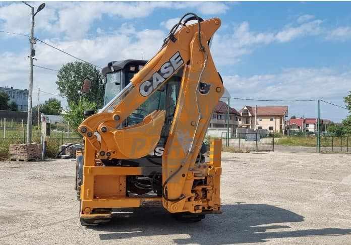 Buldoexcavatorul Case 580T